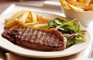 Steak_and_Chips_withTangy_Sauce_Crop