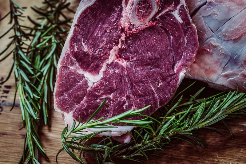 The European Parliament approves more beef imports from the US farmers. Credit: Jez Timms on Unsplash.