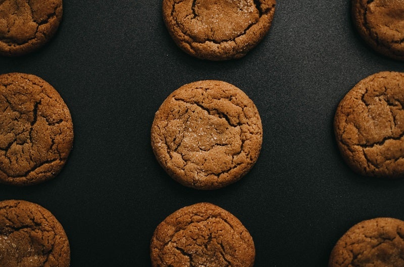 Gingersnaps on a baking tray.