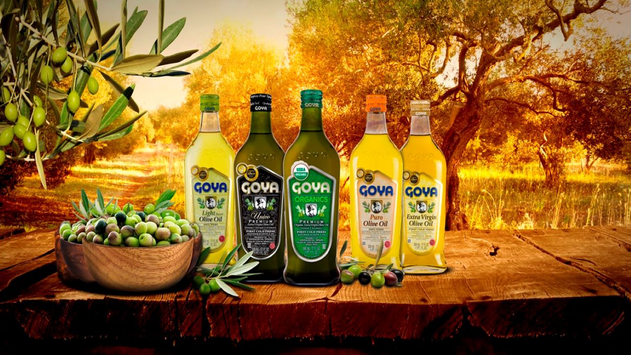 Goya® Unico Extra Virgin Olive Oil was awarded the NYIOOC Gold Award 2018. Credit: Goya Foods.
